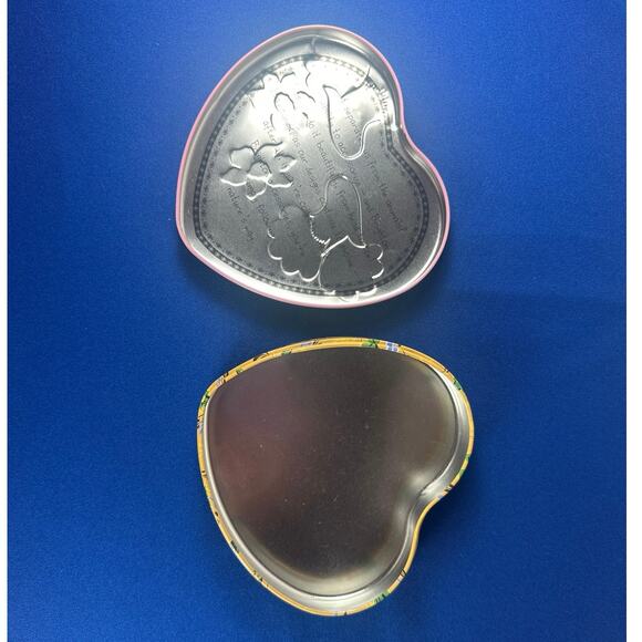 Brighton Jewelry Tin Trinket Box Heart-Shaped Floral - Picture 3 of 4